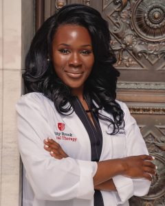 Tobi Owomoto, docteur